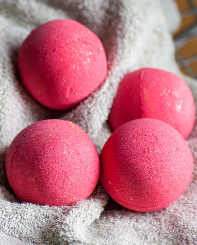 Foaming bath bomb Ignorance is Bliss